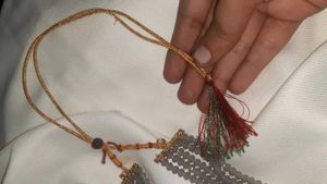 Long Neclace Set Of 4