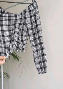 Ruched Cropped Top