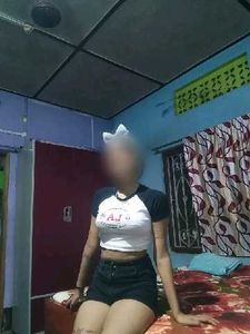 California LA Graphic Tee