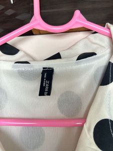 Polka Dot Sleeveless Blouse