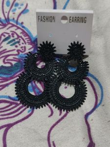 Black Earings