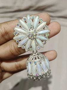 White Jhumka/Earrings