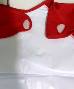 Bib For Babies While Feeding Or Eating.