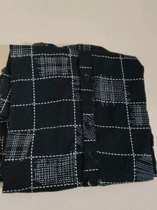 Blue &amp; White Plaid Button-Down Top