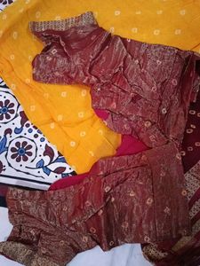 Georgette Bandhni Saree With Blouse