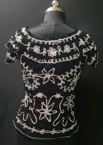 Embroidered Floral Top