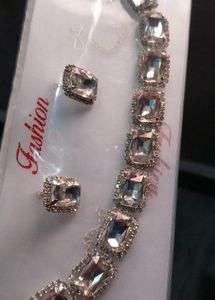 AD silver color nekles with tops