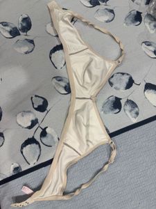 Florida White Double Layered Bra