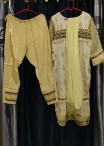 Pakistani Suit Organza N Cotton Plzo. Shifa Dupatt