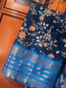Beautiful Floral Print Saree