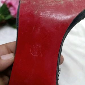shuberry heels