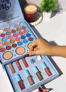 33 Color Eyeshadow Palette