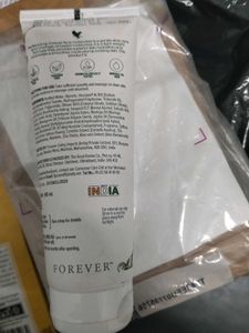 Forever Radiance Moisturizer