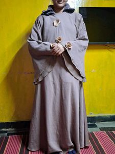 Elegant Abaya with Floral Detail