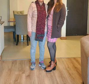 Cream Sweatshirt With Front Zip