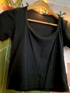 Basic Black Top