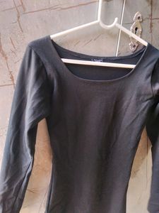 Side slit bodycon dress