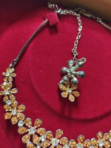 Peach Flower Necklace Set With Box