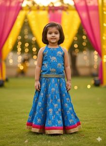 Cute Ethnic Skirt & Top Set