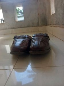 VKC Pride brown leather sandals for men. Durable s