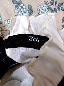Zara Ruffle Collar Blouse - Black &amp; White