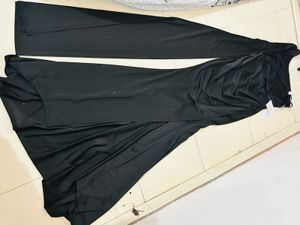 Elegant Black One-Shoulder Gown