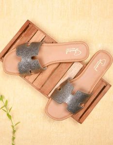 Classy Gold Flat Sandal