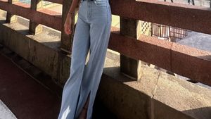 Grey brown blueStraight Leg Jeans