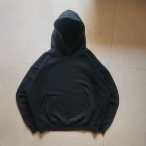 Black Hoodie Boxy Fit