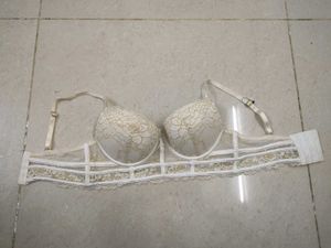 Lace Detail Bra