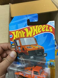 Hot Wheels Mercedes-Benz Set