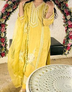 Pakistan Suit Trouser With Duppatta For Women/Girl