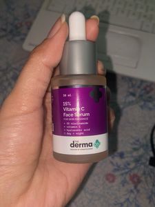 The Derma Co 10% Vitamin C Face Serum