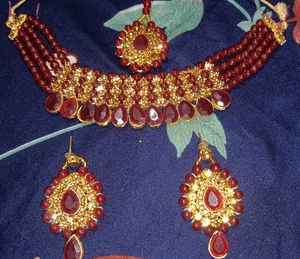 Mehroon Choker Set