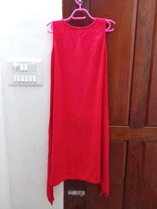 Red Sleeveless Kurta