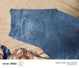 Light Wash Denim Jeans