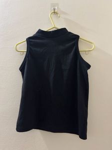 Black top and Green Casual Pants