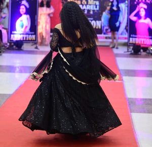 Black Lahnga Only One Time Use In Modeling Show