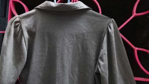 Collared Crop Top