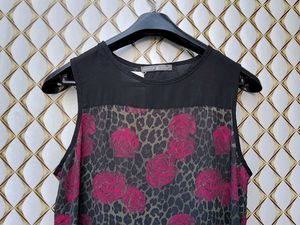 New with Tag Korean Rose Print Cute Top