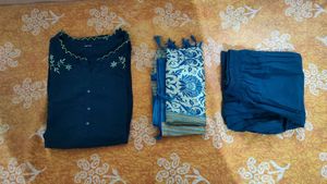 Floral Cut Neck Kurta Set