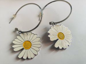 Aesthetic Daisy Earring