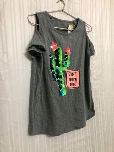 Arizona Jean Co. Grey Top