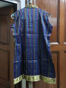 Silk Look Mid Length Collor &amp; Sleev Less Kurti