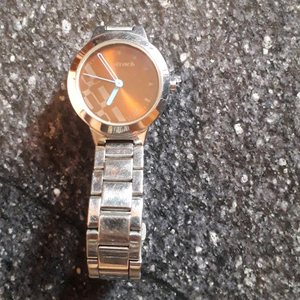 woman fastrack watch