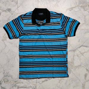 Collar Tshirt - Size XL