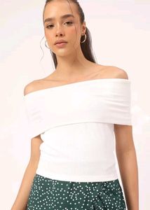 Off-shoulder Brand New Top