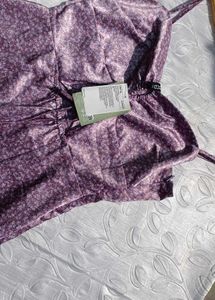 H&amp;M Sweetheart Neck Satin Dress