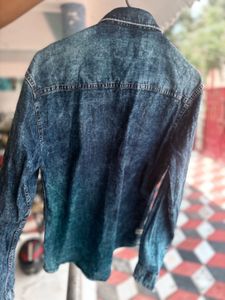 URBAN DENIM SHIRT