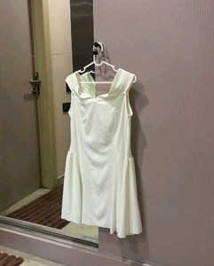 Elegant White Mini Dress